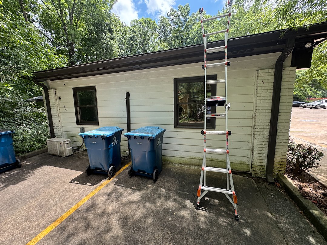 Commercial Gutter Cleaning in Alpharetta GA at Veterinary Clinic Thumbnail