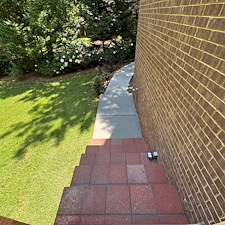 Residential-Pressure-Washing-in-Lawrenceville-GA-for-Driveway-Sidewalk-and-Patio-Cleaning 2