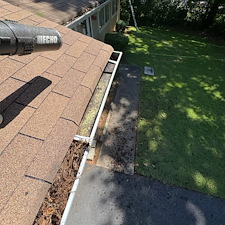 Top-Quality-House-Washing-and-Gutter-Cleaning-Performed-in-Lawrenceville-Ga 4